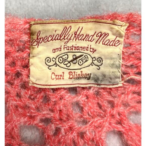 Handmade Crochet Triangle Shawl Coral Pink Grandmacore Boho Festival Fringe VTG - Picture 4 of 9